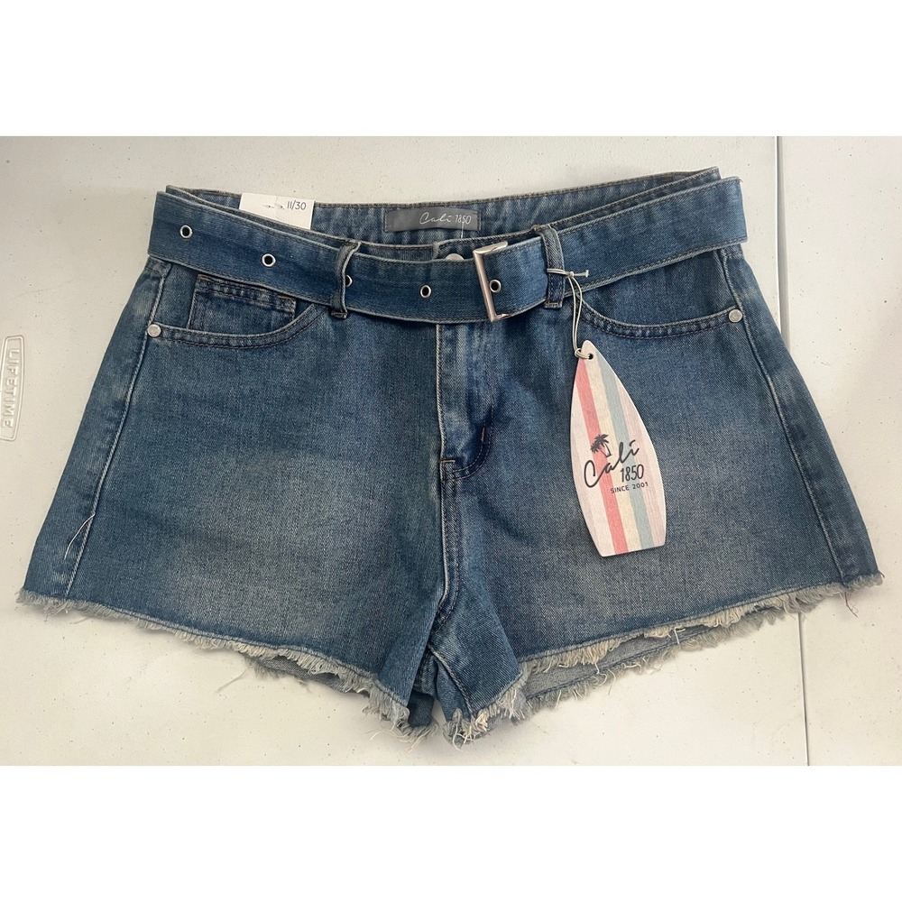Cali 1850 Denim Belt Shorts New with Tags Size 11/30